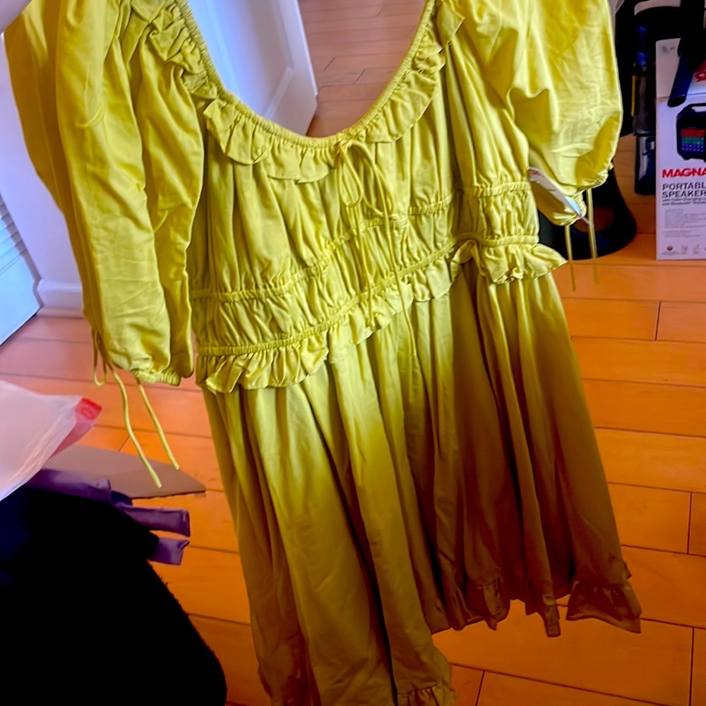 Medium yellow spring dress